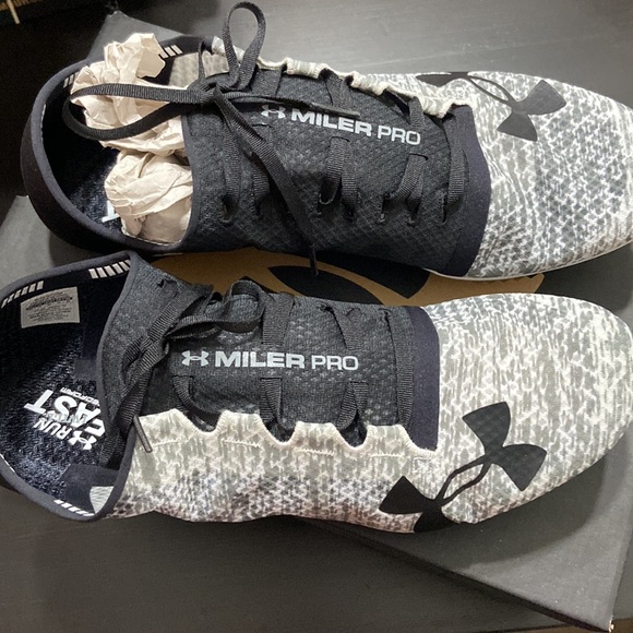 ua speedform miler pro